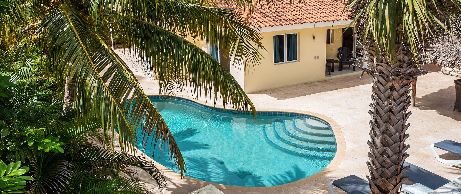 villa-veranosol-op-curacao-homepage-slider-1